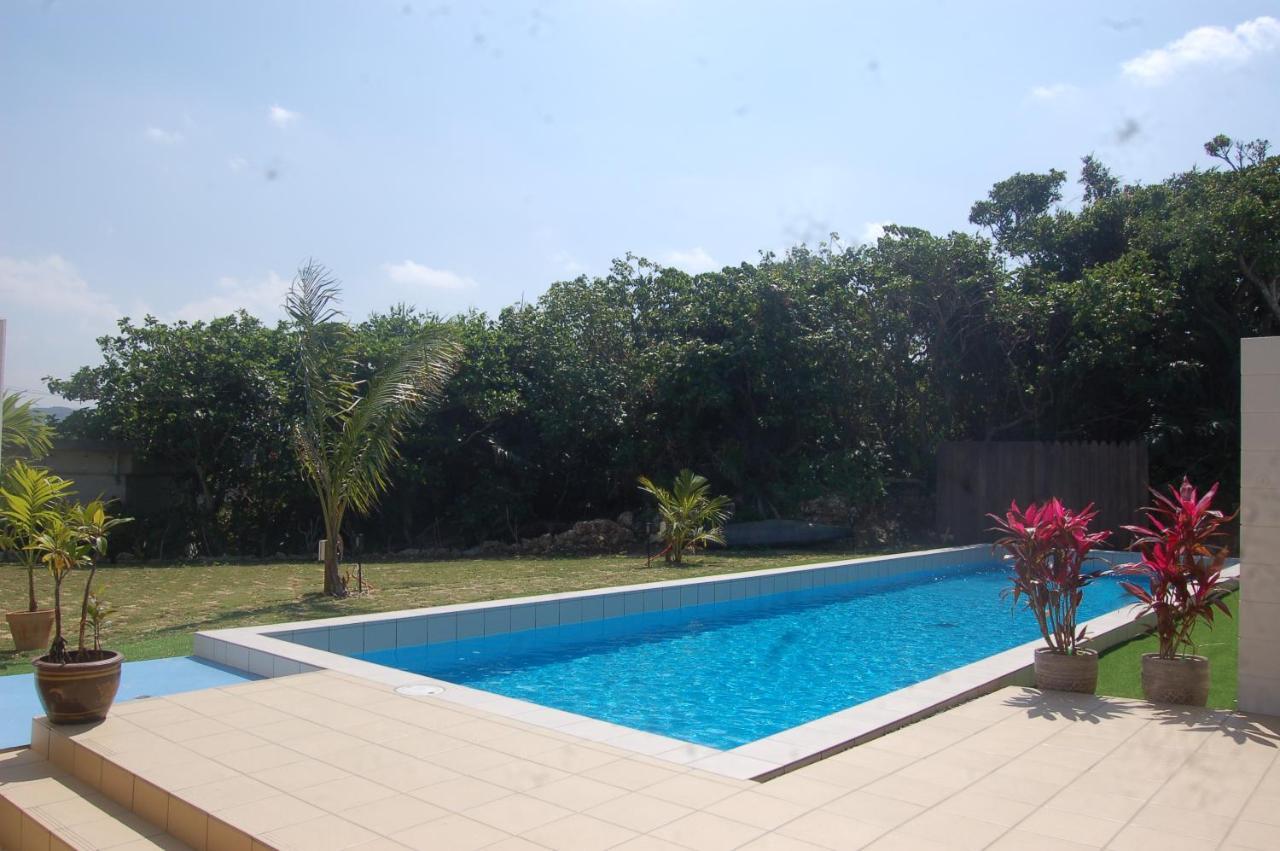 Nest Iriomote Hotel Urauchi Exterior photo